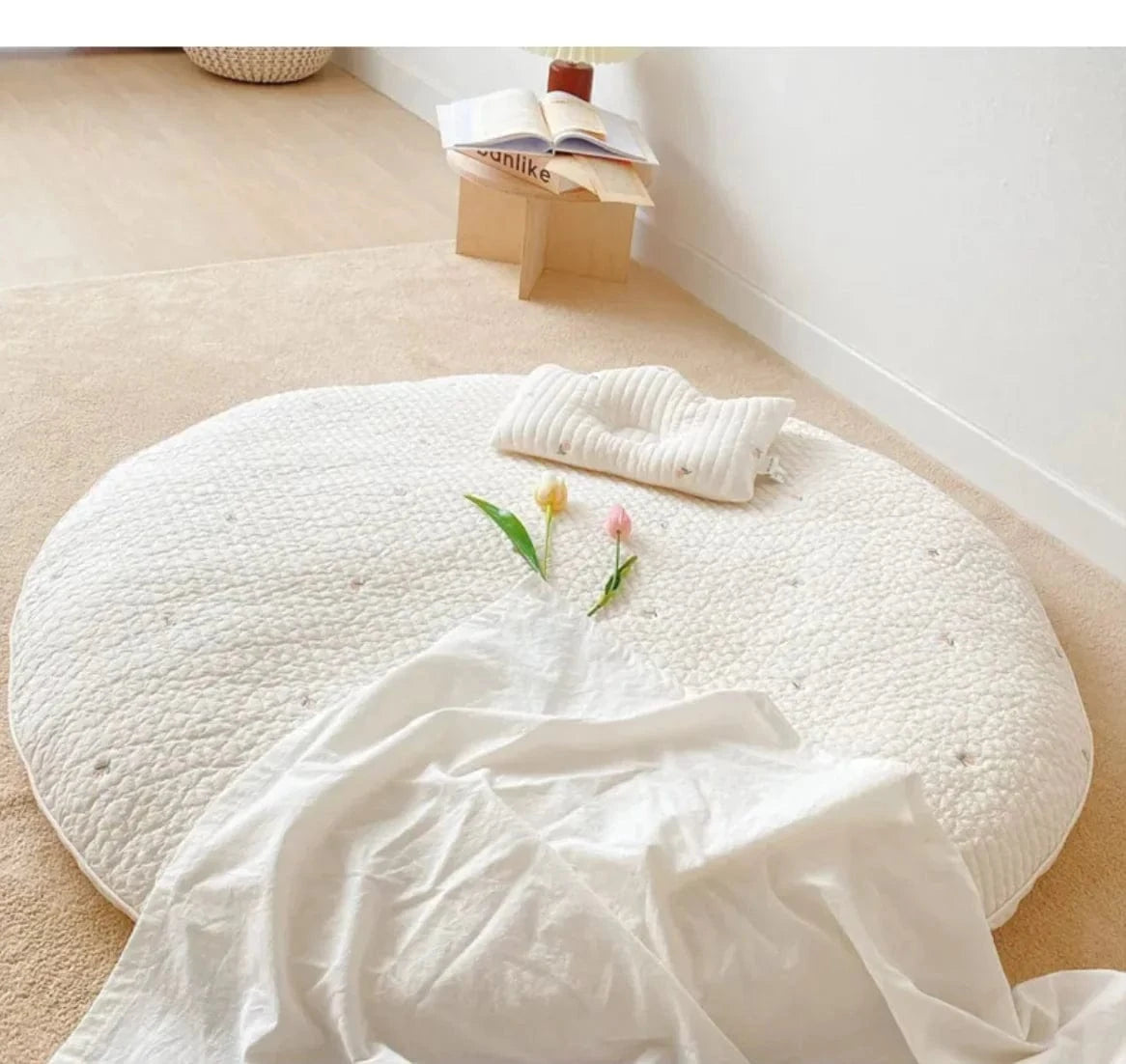 Cosy Snuggles Tulip mat / 85cm Infant Round Crawling Play Mat